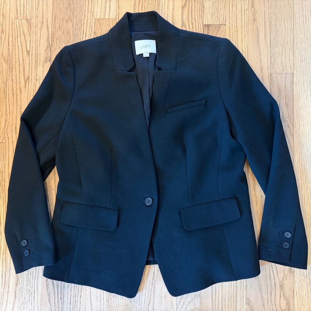 LOFT Black Tailored Single-Button Blazer